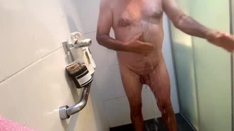 Snapshot of sofar06 chatting on February 20, 5:55 am sofar06 online show from February 20, 5:55 am