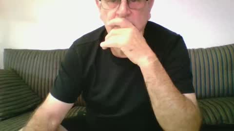 Snapshot of sofar06 chatting on January 12, 1:32 am sofar06 online show from January 12, 1:32 am