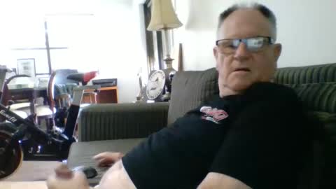 Snapshot of sofar06 chatting on December 24, 12:11 am sofar06 online show from December 24, 12:11 am