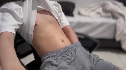 softedge04 online show from March 1, 7:02 pm