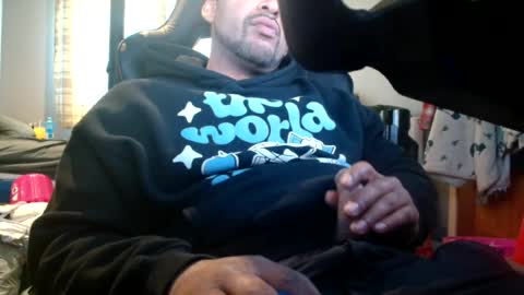 softhands89 online show from April 29, 8:19 am