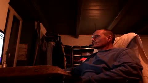 Alex Dixon online show from September 11, 8:41 pm