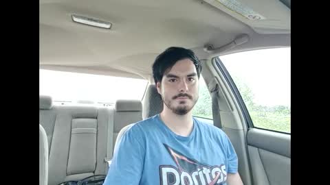 some8t2 online show from April 10, 8:05 pm