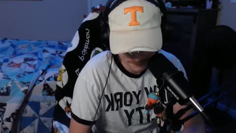 Lover Boi online show from December 8, 4:04 am