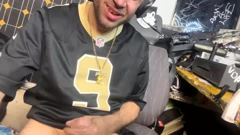 Snapshot of son_e_blacc chatting on January 17, 6:26 am Soni online show from January 17, 6:26 am