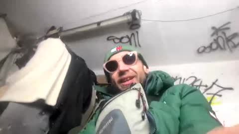 Snapshot of son_e_blacc chatting on February 23, 2:24 am Soni online show from February 23, 2:24 am