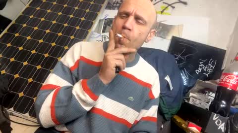 Snapshot of son_e_blacc chatting on February 15, 4:14 am Soni online show from February 15, 4:14 am