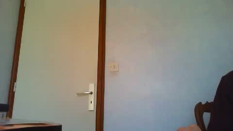 sorgeat117000 online show from April 8, 1:42 pm