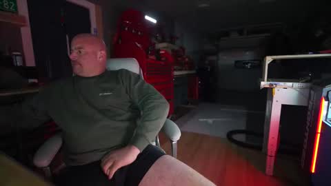 soundfreqnj online show from December 17, 4:53 am