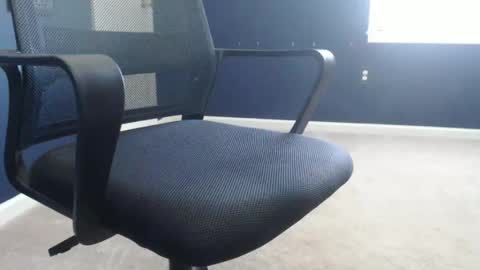 KIT online show from October 31, 7:28 pm