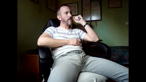 Manu  online show from February 8, 4:55 pm