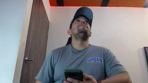     online show from February 4, 5:10 am