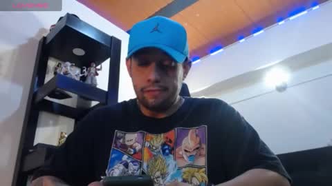     online show from December 4, 6:11 am