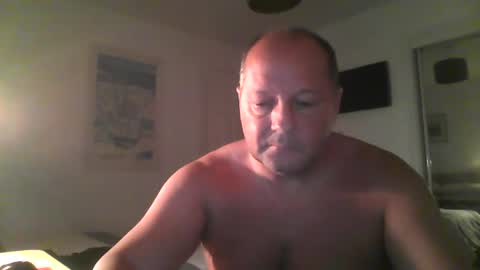 Snapshot of spidey1051a chatting on December 7, 9:17 am spidey1051a online show from December 7, 9:17 am