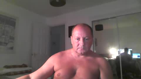 Snapshot of spidey1051a chatting on December 11, 1:22 pm spidey1051a online show from December 11, 1:22 pm