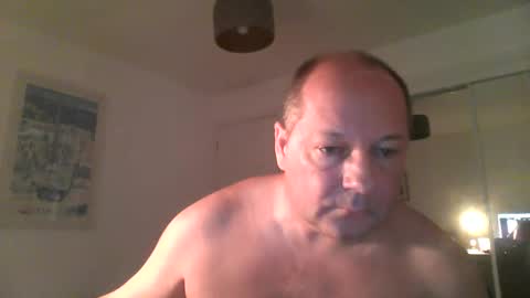 Snapshot of spidey1051a chatting on March 1, 9:08 am spidey1051a online show from March 1, 9:08 am