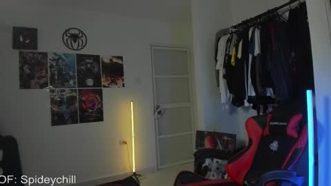 spideychill online show from February 11, 4:17 am