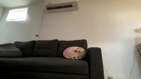 Keepscrolling online show from February 28, 6:51 pm