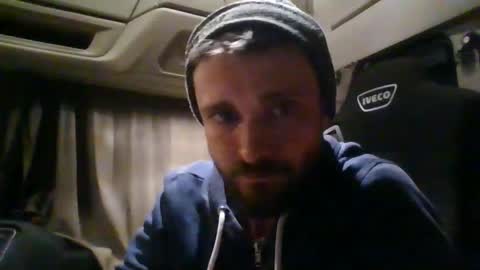 spyco82 online show from December 9, 7:03 pm