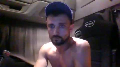 spyco82 online show from November 20, 7:12 pm