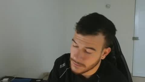 Vic online show from November 30, 10:34 pm