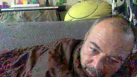 Snapshot of srekos38 chatting on January 5, 7:49 am srekos38 online show from January 5, 7:49 am