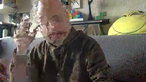 Snapshot of srekos38 chatting on January 12, 10:23 am srekos38 online show from January 12, 10:23 am