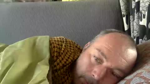 Snapshot of srekos38 chatting on February 20, 12:15 pm srekos38 online show from February 20, 12:15 pm