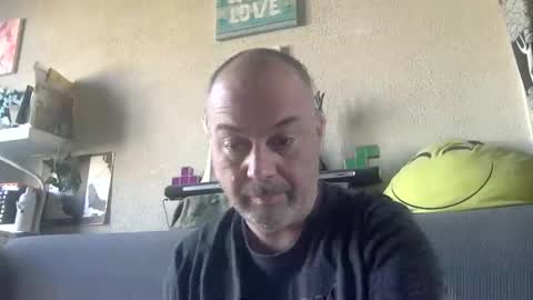 Snapshot of srekos38 chatting on December 17, 12:00 pm srekos38 online show from December 17, 12:00 pm