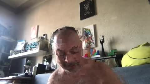 Snapshot of srekos38 chatting on October 29, 9:23 am srekos38 online show from October 29, 9:23 am