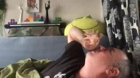 Snapshot of srekos38 chatting on October 25, 8:38 am srekos38 online show from October 25, 8:38 am