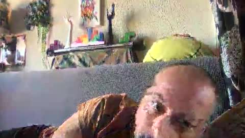 Snapshot of srekos38 chatting on September 17, 9:32 am srekos38 online show from September 17, 9:32 am