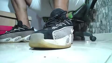 sr master cum its my old account online show from March 27, 9:49 pm