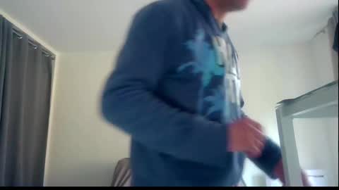 ssenzo online show from January 4, 8:39 am