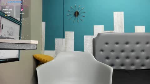 Snapshot of stanlycupper333 chatting on January 6, 11:29 am Stanly online show from January 6, 11:29 am