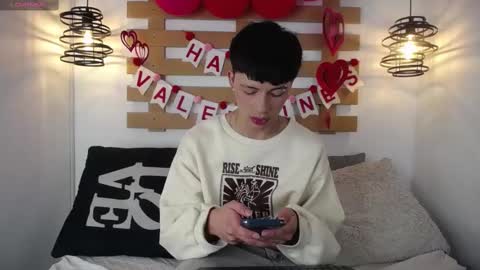 Steev online show from February 18, 4:37 am