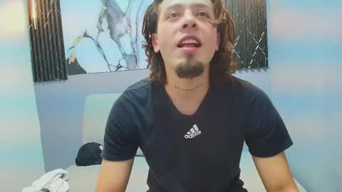 Snapshot of steiner_01 chatting on October 21, 5:43 am steiner_01 online show from October 21, 5:43 am