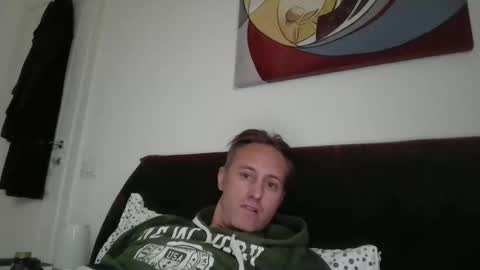 sten015 online show from November 20, 2:16 pm