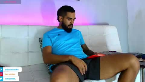 Snapshot of stephenbrown_ chatting on February 12, 7:02 am    ................     online show from February 12, 7:02 am