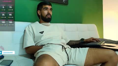 Snapshot of stephenbrown_ chatting on September 22, 5:07 am    ................     online show from September 22, 5:07 am