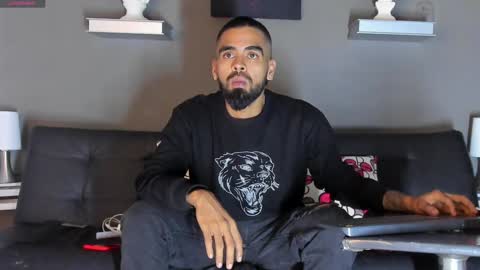 Snapshot of stephenbrown_ chatting on January 30, 3:33 am    ................     online show from January 30, 3:33 am