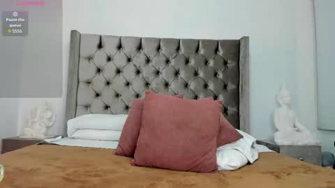 StephenRogue online show from November 13, 2:27 am