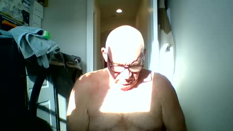 Snapshot of stevejons47 chatting on October 8, 1:15 pm stevejons47 online show from October 8, 1:15 pm