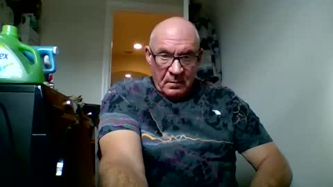 Snapshot of stevejons47 chatting on January 16, 3:13 pm stevejons47 online show from January 16, 3:13 pm