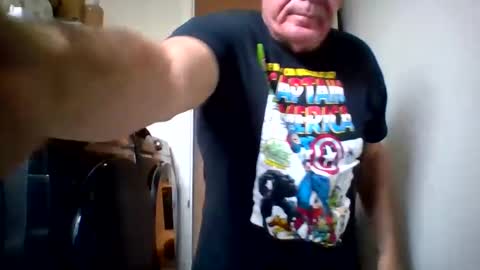 Snapshot of stevejons47 chatting on October 11, 8:35 pm stevejons47 online show from October 11, 8:35 pm