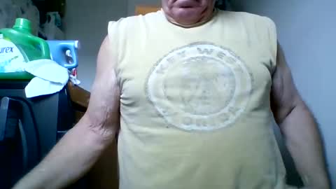 Snapshot of stevejons47 chatting on January 21, 4:23 pm stevejons47 online show from January 21, 4:23 pm