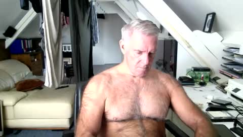 stevetwo online show from September 22, 11:21 am