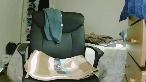 Chillguy online show from June 7, 5:58 am