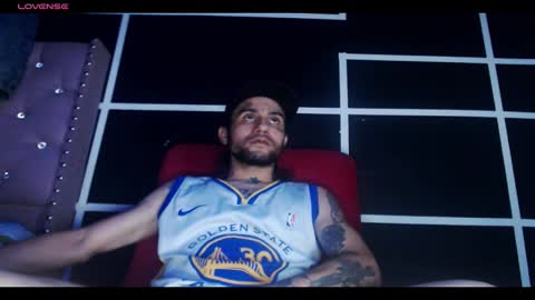 Snapshot of stivenunivers996 chatting on October 16, 10:34 am stiven online show from October 16, 10:34 am