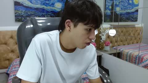 Stiwen online show from December 4, 3:30 pm